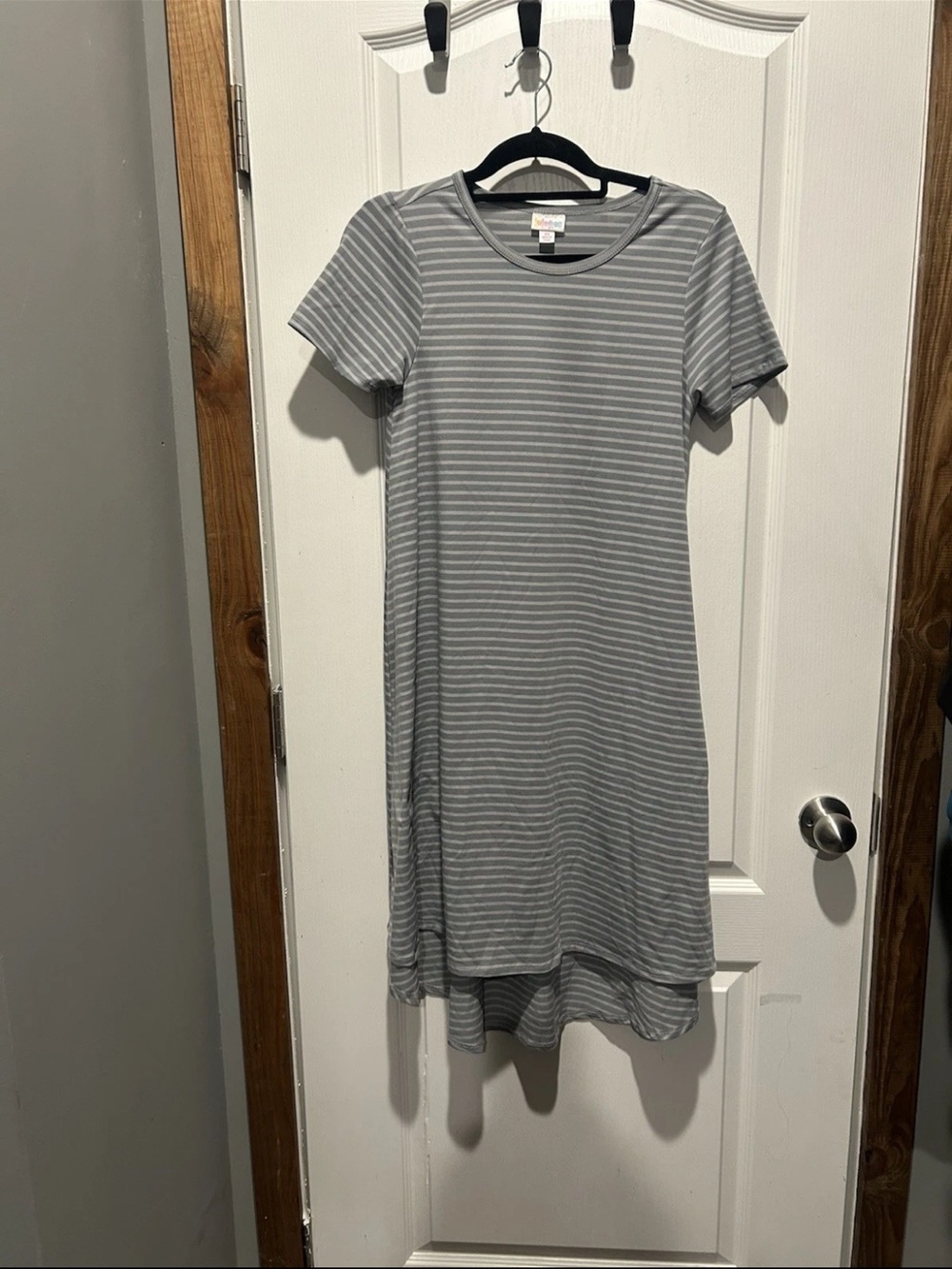 LuLaRoe Light Gray and White Striped High-Low Midi Dress SKU 460